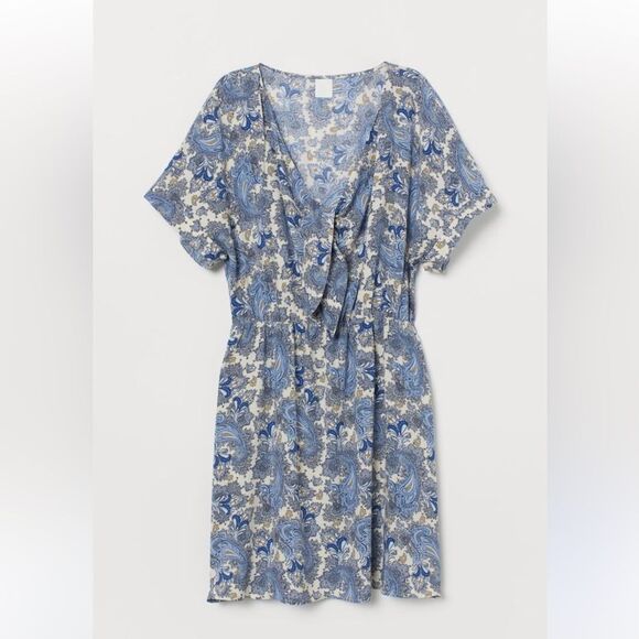 H&M v neck tie front Blue Paisley Dress - Picture 1 of 5